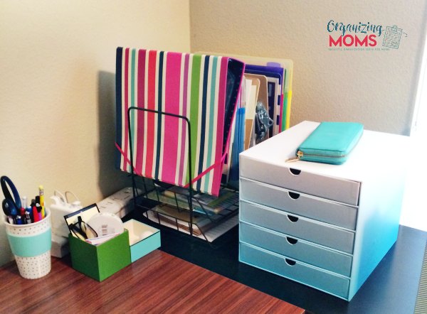 Command central. Helps keep all of your papers, appointments, commitments and thoughts organized.