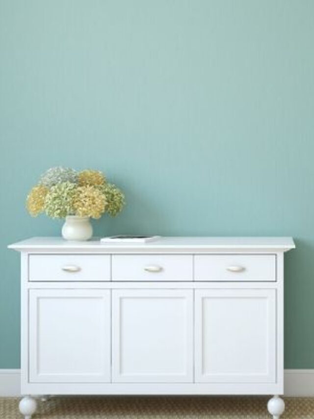 How to Declutter and Organize Your Space Story