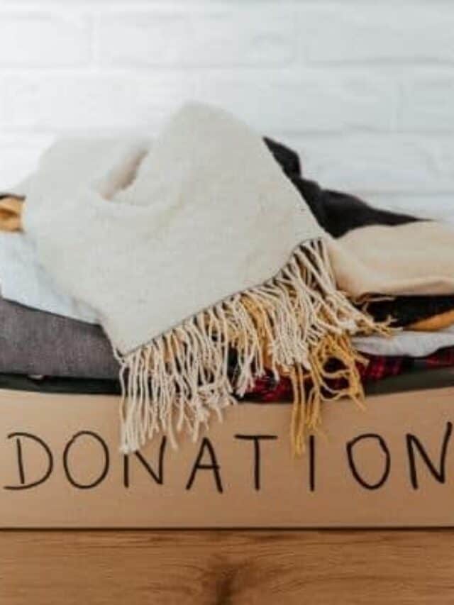 cropped-decluttering-habit.jpg