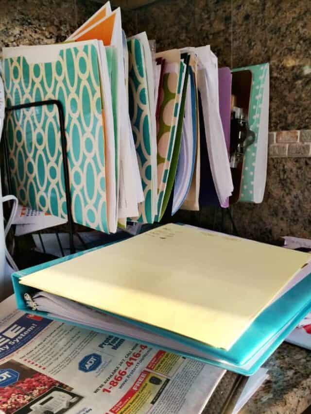 cropped-filing-declutter-before.jpg