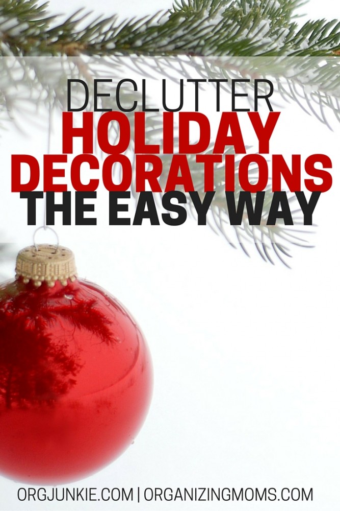 Declutter Christmas decorations the easy way. Get ready for the holiday season with these easy-to-implement steps. Organize Christmas decorations and enjoy the season!