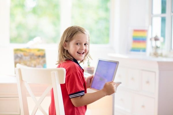 Kids Homeschool / Room Desk Idea — A L A N A . D A W N