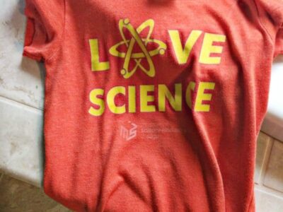 Cutest shirt in the history of all history. Love science.