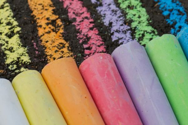 summer supplies sidewalk chalk